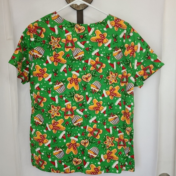 (772) White Cross Woman's Christmas Scrubs, Size: Small Color: Green - Picture 10 of 15